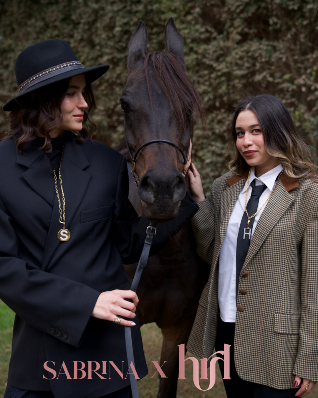 ZARQA CHARM (CUSTOMIZABLE)