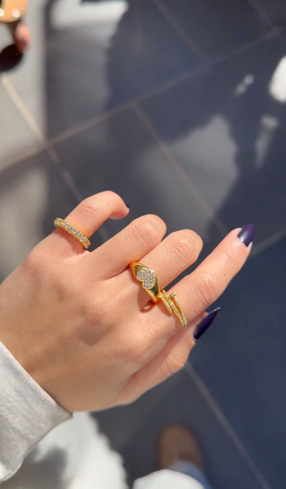 Dainty Band Yellow Gold