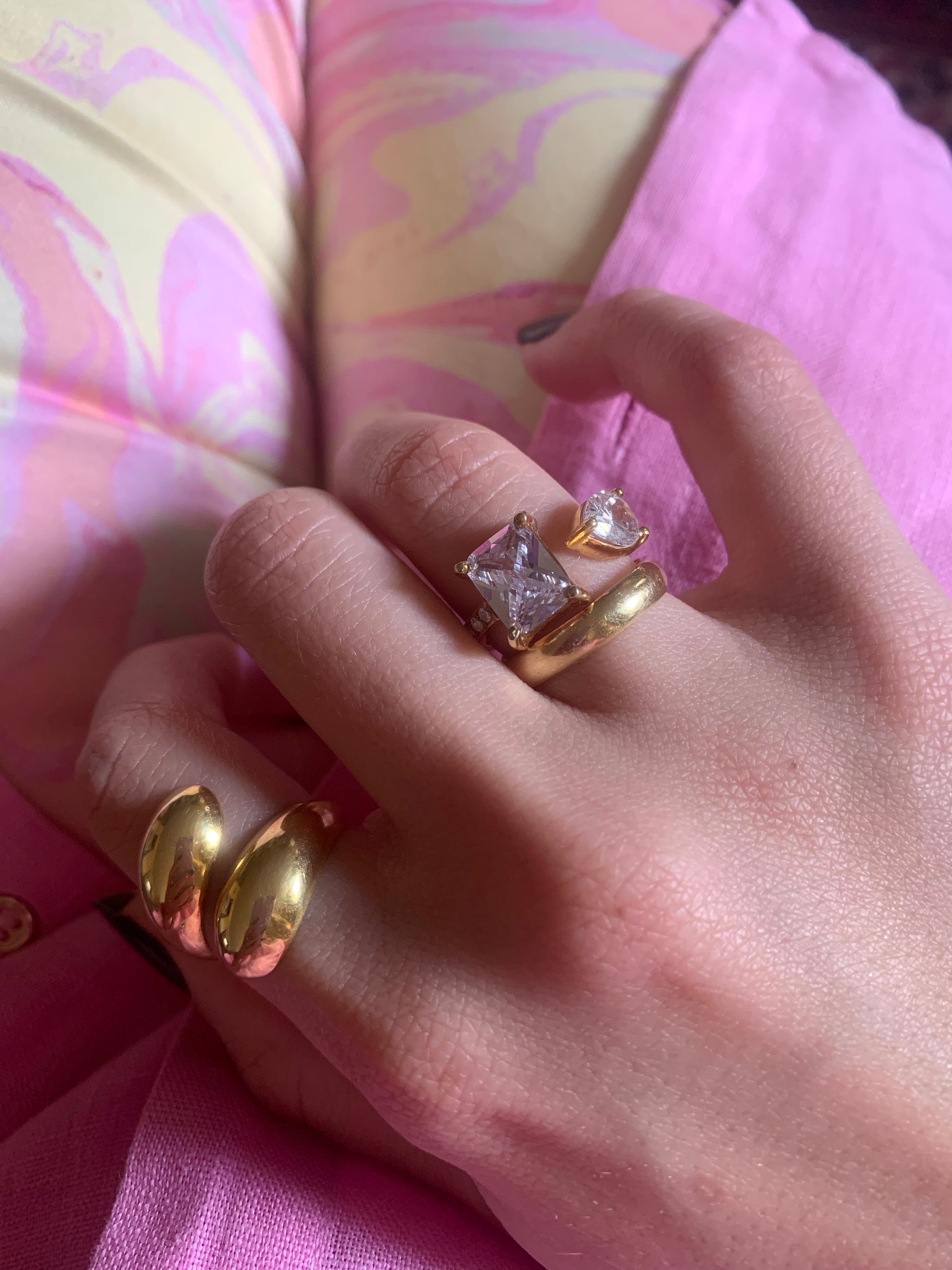 Emrata wedding ring deals